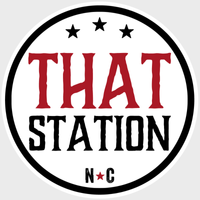 Logotipo de 95.7 That Station