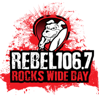 Logotipo de Rebel 106.7 Wide Bay
